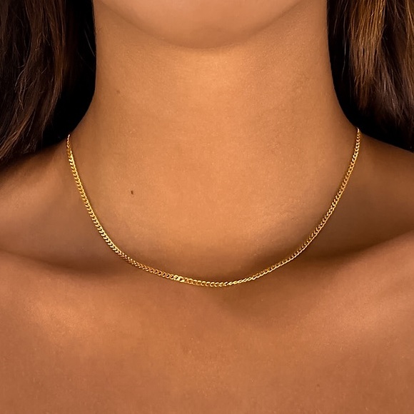 ⚜️𝟯𝟬%𝗢𝗙𝗙 𝗯𝘂𝗻𝗱𝗹𝗲𝘀 𝟯+⚜️ NEW Thin Curb Chain Stainless Steel Necklace - Picture 5 of 11